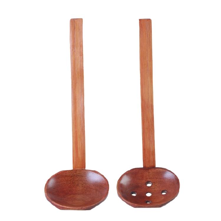 Noodles Soup Spoon Strainer Kitchen Ladles Soup Spoon Wood Serving Spoons Cooking Utensils with Long Straight Handle