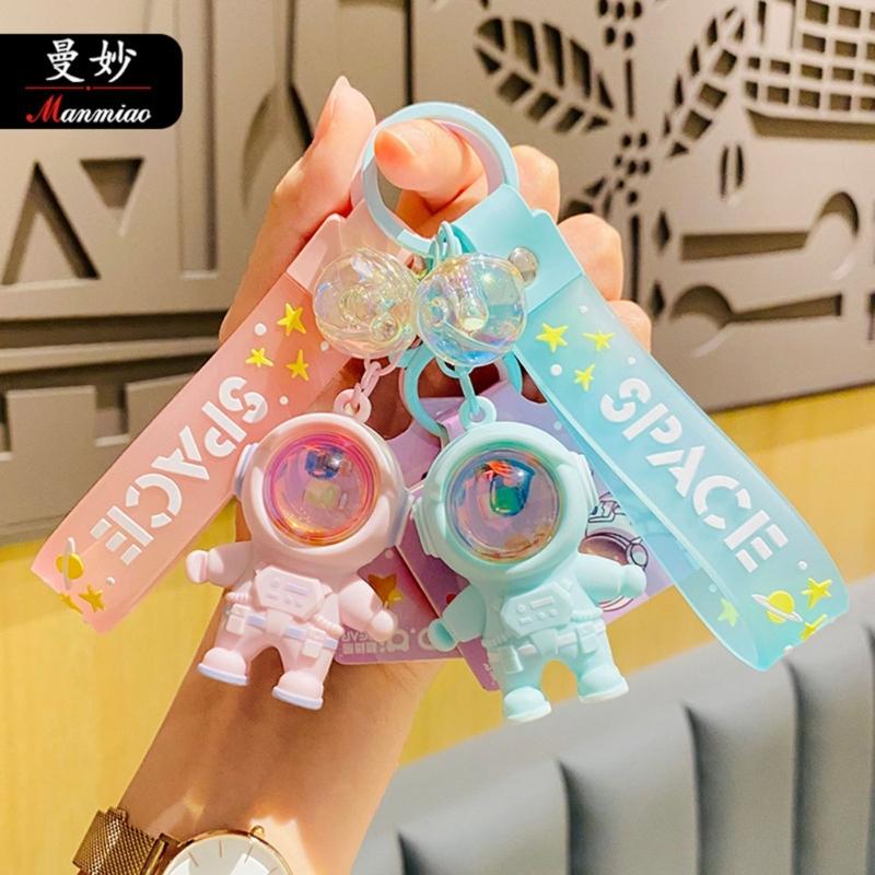 Fashion Space Astronaut Keyring Sunset Projector Light Keychain Pendant Female Couple Bag Ornament Keychains Gifts