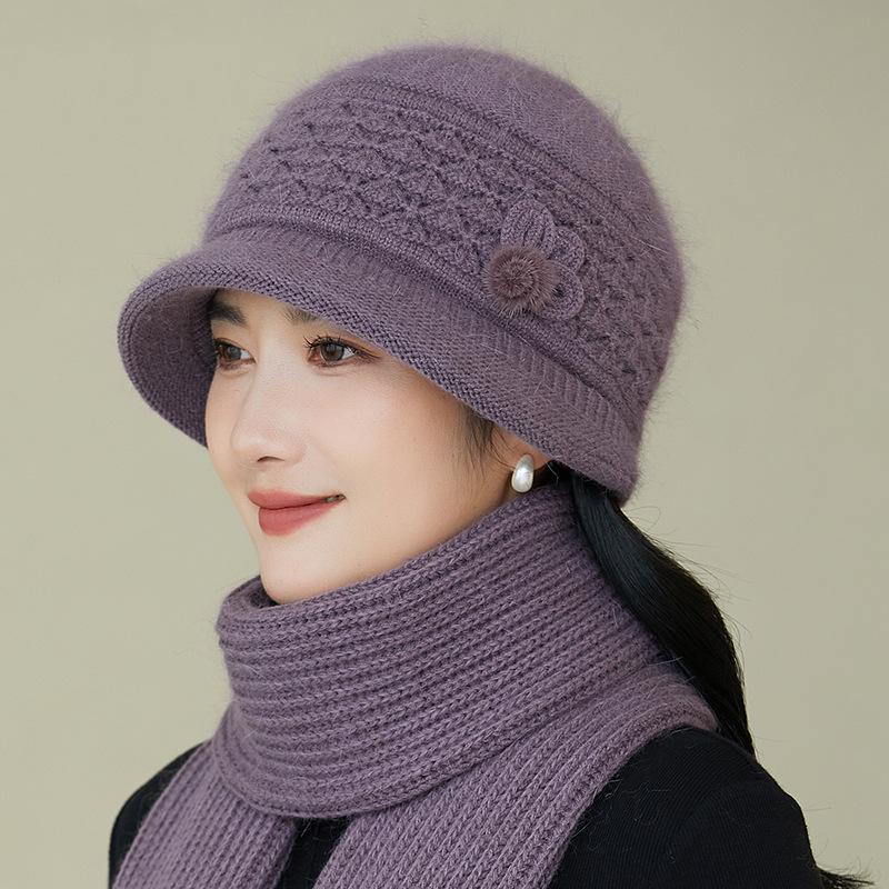 

Уютный вязаный зимний берет с ушами - теплая, эластичная шапка-бини на толстой флисовой подкладке для женщин