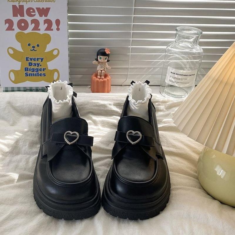 Fashion Fashion British Style Woman Shoe Spring New Round Flat Shoe Retro Versatile Women Casual Shoes Comfort Simple Women Leather Shoe