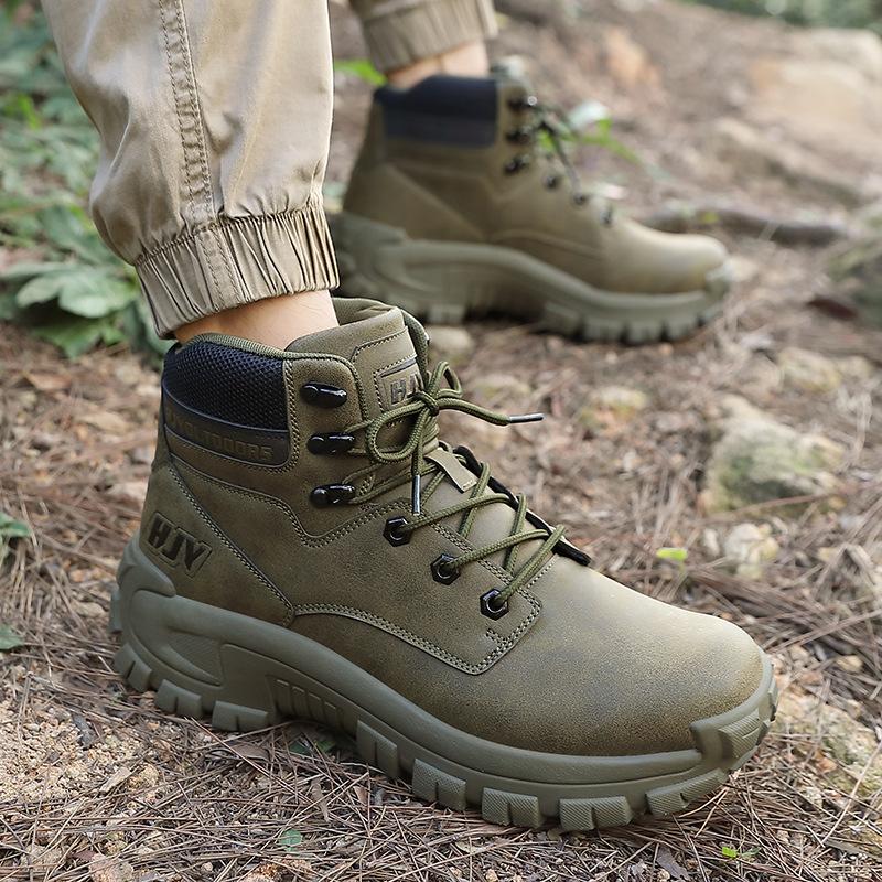 New Large Size Outdoor Hiking Shoes Field Training Tactical Boots Medium and High Top Wear-resistant Climbing Shoes
