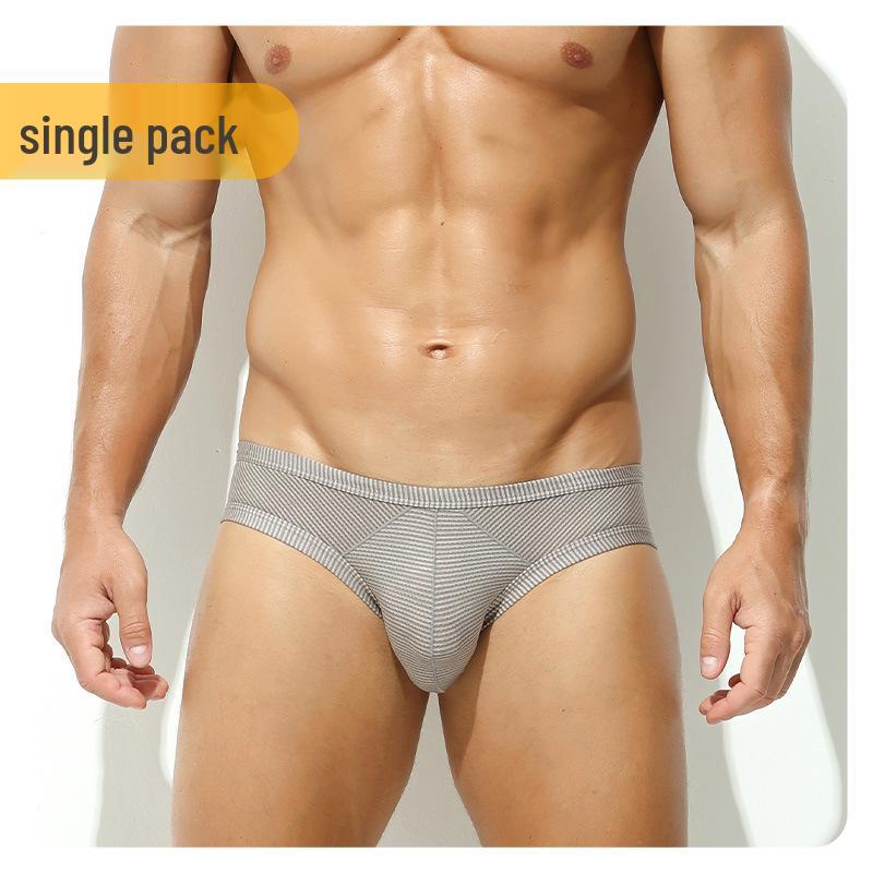 Pánské sexy slipy s nízkým pasem, dutým trojúhelníkovým střihem, velkým váčkem a prodyšným designem