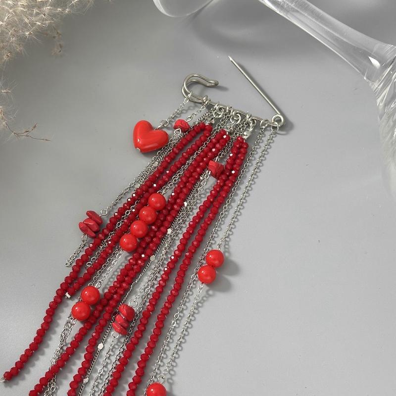 Punk Red Crystal Bead Brooch Long Tassel Chain Heart Pendant Trendy Jewelry for Backpack Scarf Lapel Decoration