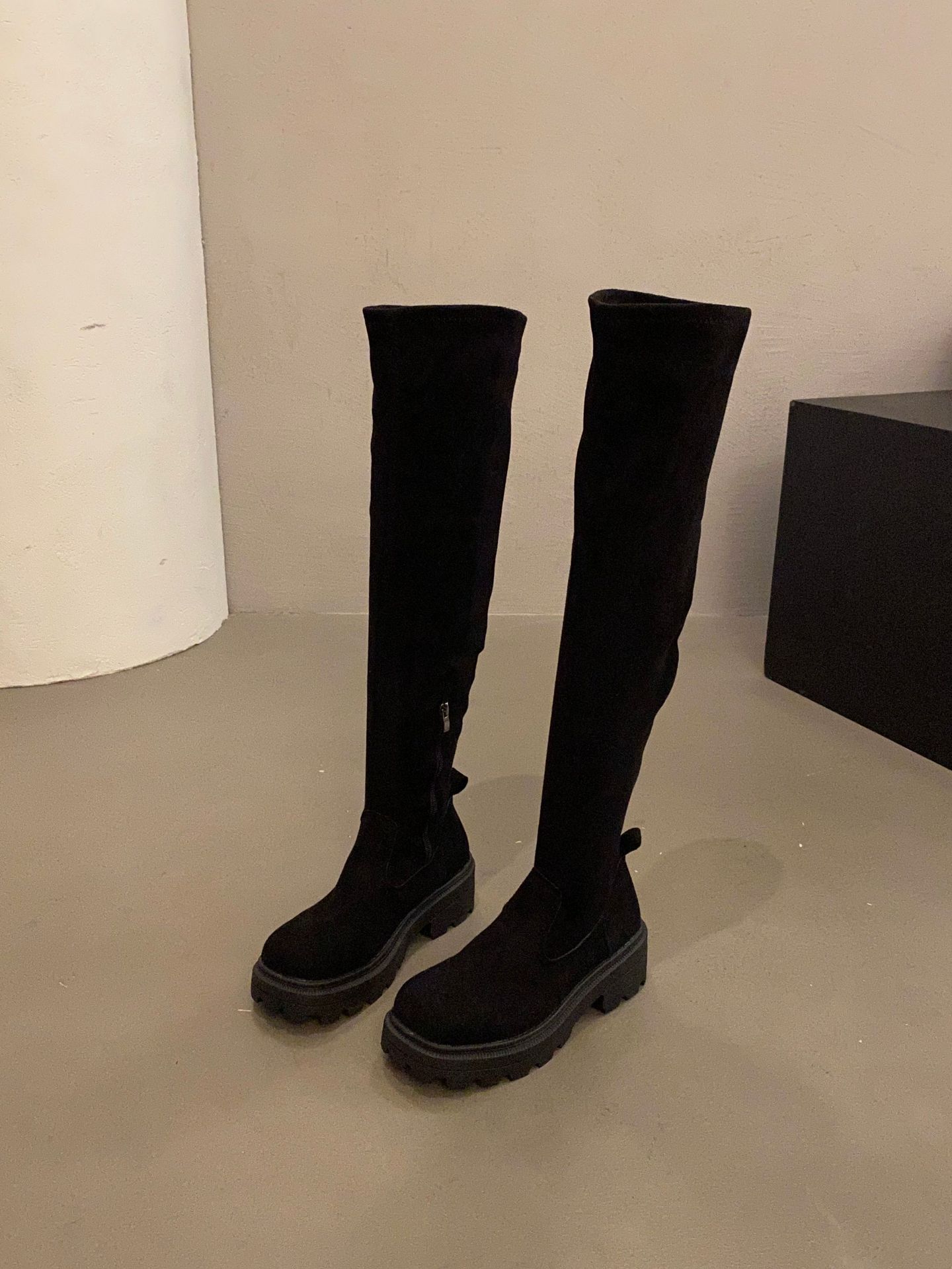 

2025 осень нога тонкий би подготовленный толстый высокий каблук толстая подошва круглый носок длинный голенище эластичные сапоги женские сапоги до колена 40