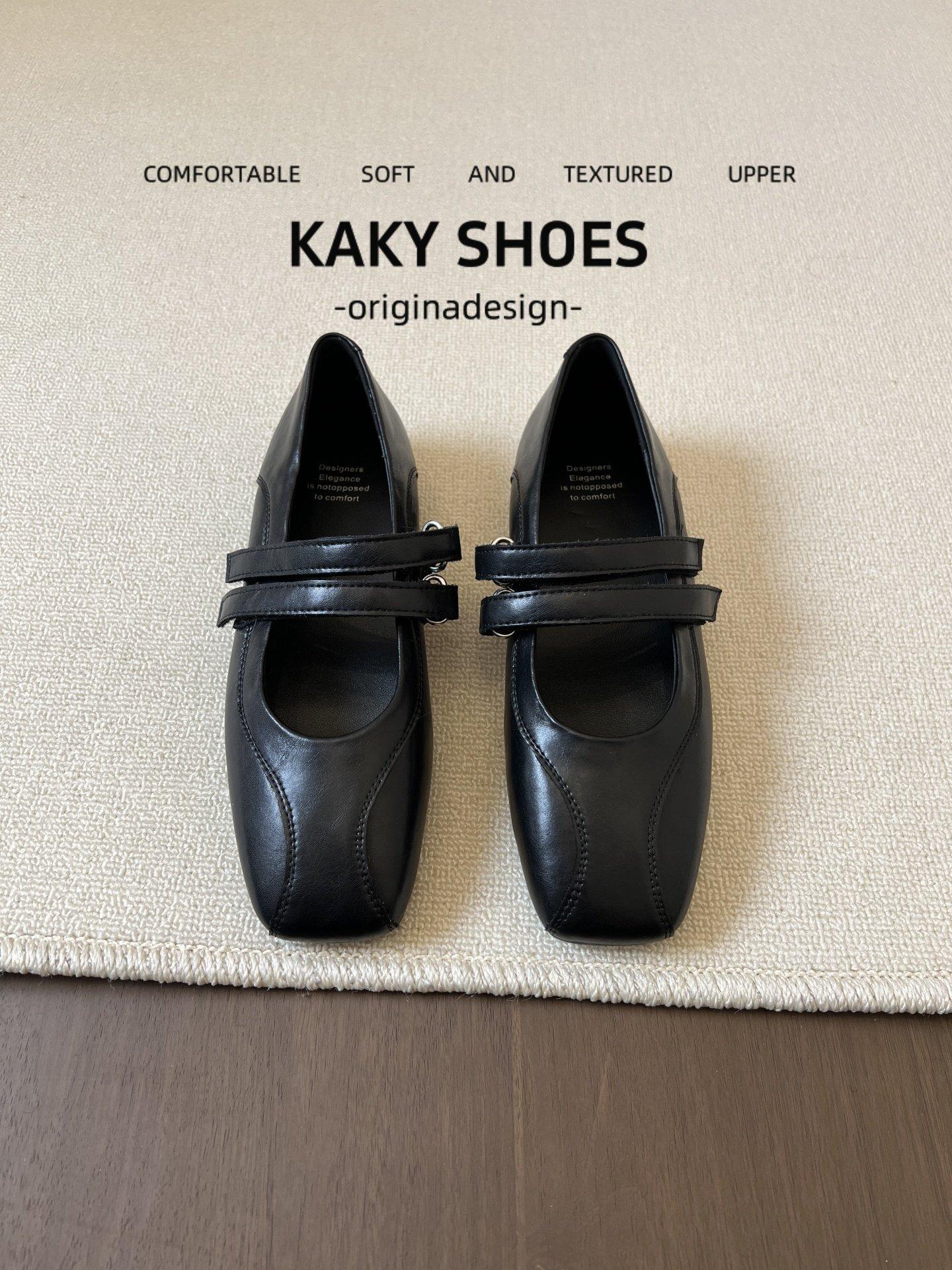 Soft leather~ retro flat Velcro single shoes women s 2026 spring comfortable Mary Jane small leather shoes 35