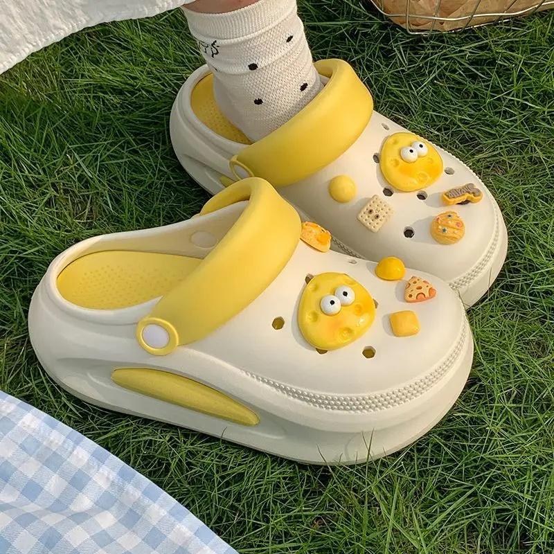 

Женские сандалии с толстой подошвой, летняя верхняя одежда, нескользящая, увеличивающая рост, пляжная обувь с рисунком из мультфильмов и аниме, обувь для взрослых 38-39