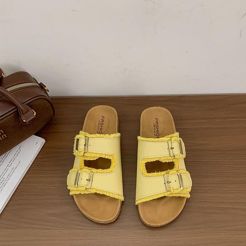 

Fashion flat-bottomed slippers for women s outer wear summer new versatile belt buckle casual beach one-word cool slippers 35 жёлтый