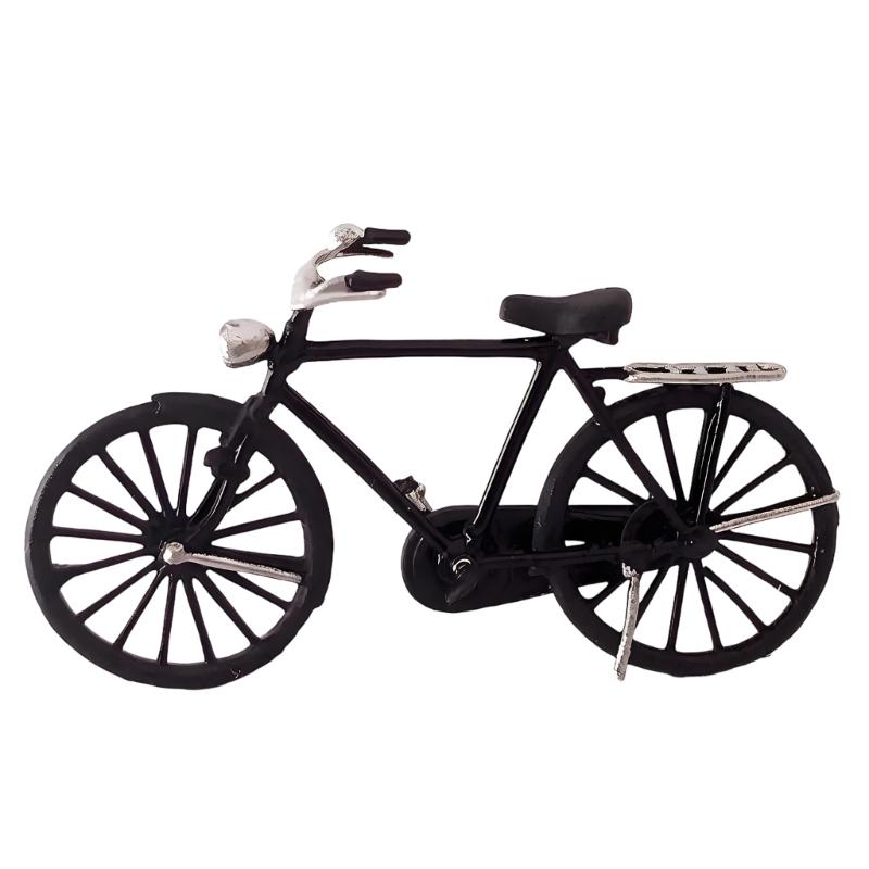 Gentleman Bike Figures Set 1:64 Scale Hand Painted Miniature Figures People for Dioramas Props,Photography Collectors