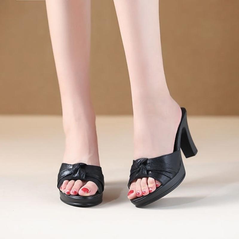 Fashionable High-heeled Fish Mouth Slippers for Summer 2024 with Versatile Bow Decorations and Thick Heels for Women's Sandals