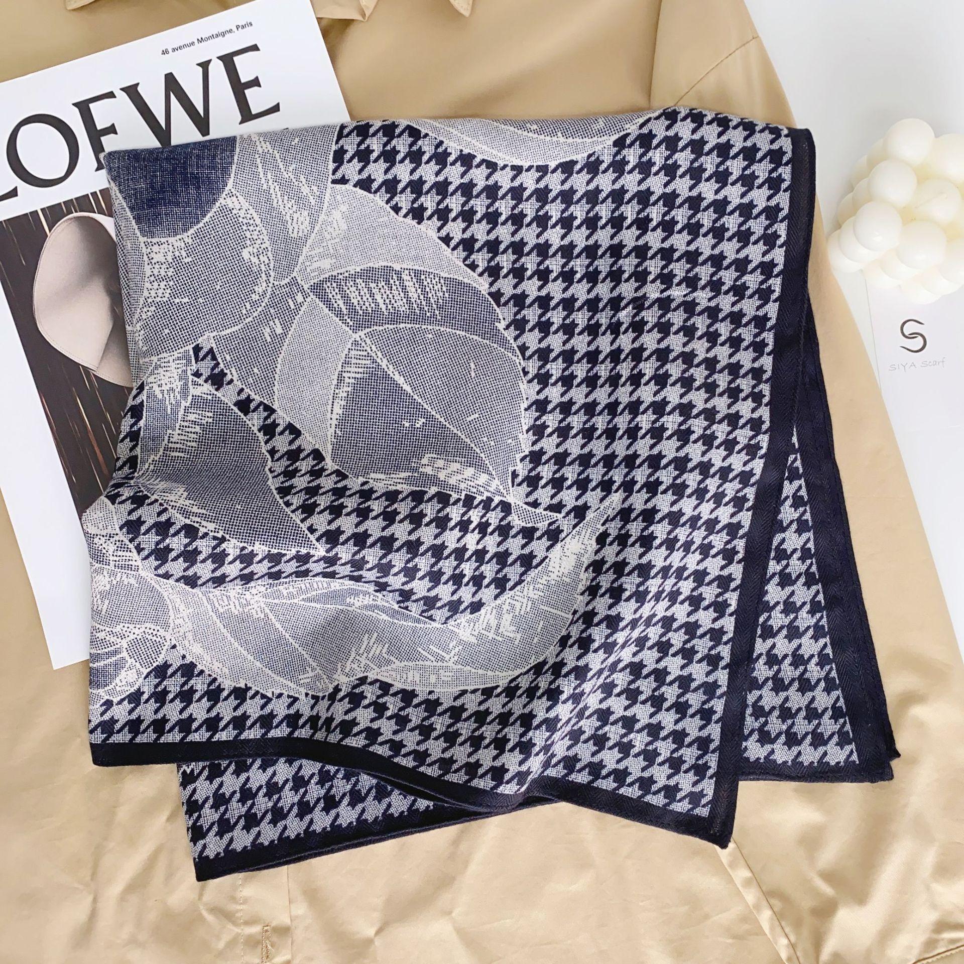 

Модная бандана, хлопковый шейный шарф, женский роскошный шарф с цветочным принтом, носовой платок, квадратная повязка на голову 68x68cm лакричная конфета