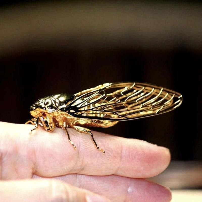Creative Exquisite Cicada Figurine Mini Hollowed-Out Alloy Animal Statue Retro Anti-Rust Desktop Small Ornament Gift