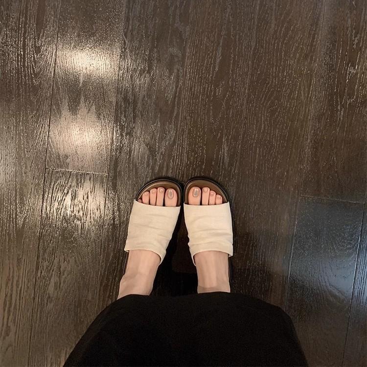 Bangkok Tow~ Holiday Wind Beach Linen Pleated Flat Bottom Cool Slippers Women's Outer Wear Summer Versatile One-pedal Sandals