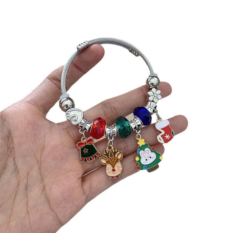 Festive Reindeer & Pumpkin Beaded Bracelet - Unique Cartoon Design for Women