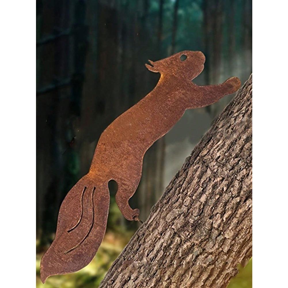 Rustic Metal Squirrel Garden Stake, Iron Animal Silhouette Art for Outdoor Patio Fence Yard Decor, Vintage Wildlife Lawn Ornament