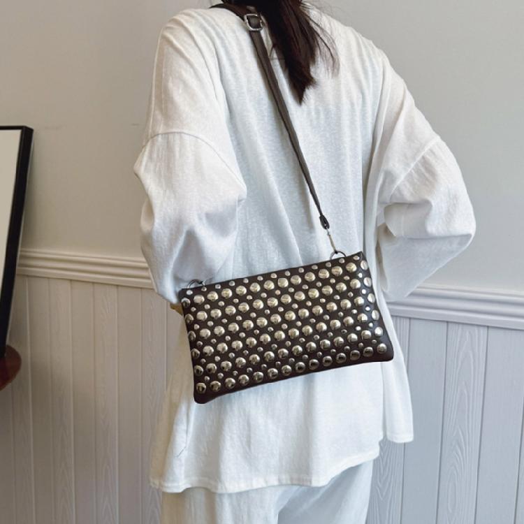 Crossbody Bags for Women Leather Crossbody Purses Punk Rivets Handbags Shoulder Bag Soft Pu Leather Shoulder Bag Gifts
