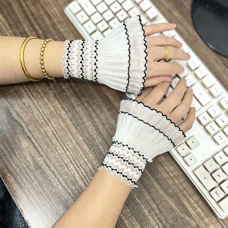 elegant white false CUFFS SLEEVES chic wrist DECORATIONS