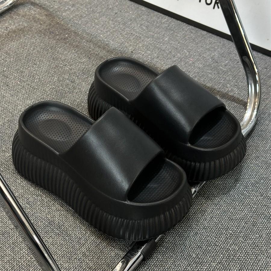 New summer thick-soled thick-heeled slippers, women's summer thick-soled seaside cool slippers