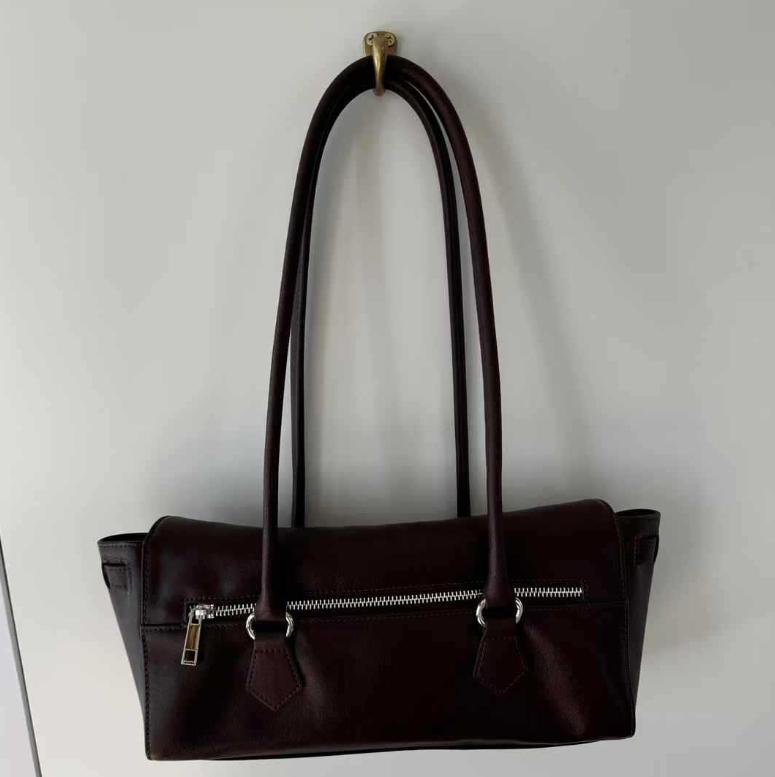 French Leather Women's Bag Cowhide Armpit Shoulder Bag Large Capacity French Stick Bag Commuting Tote Bag Women's Versatile Handbag