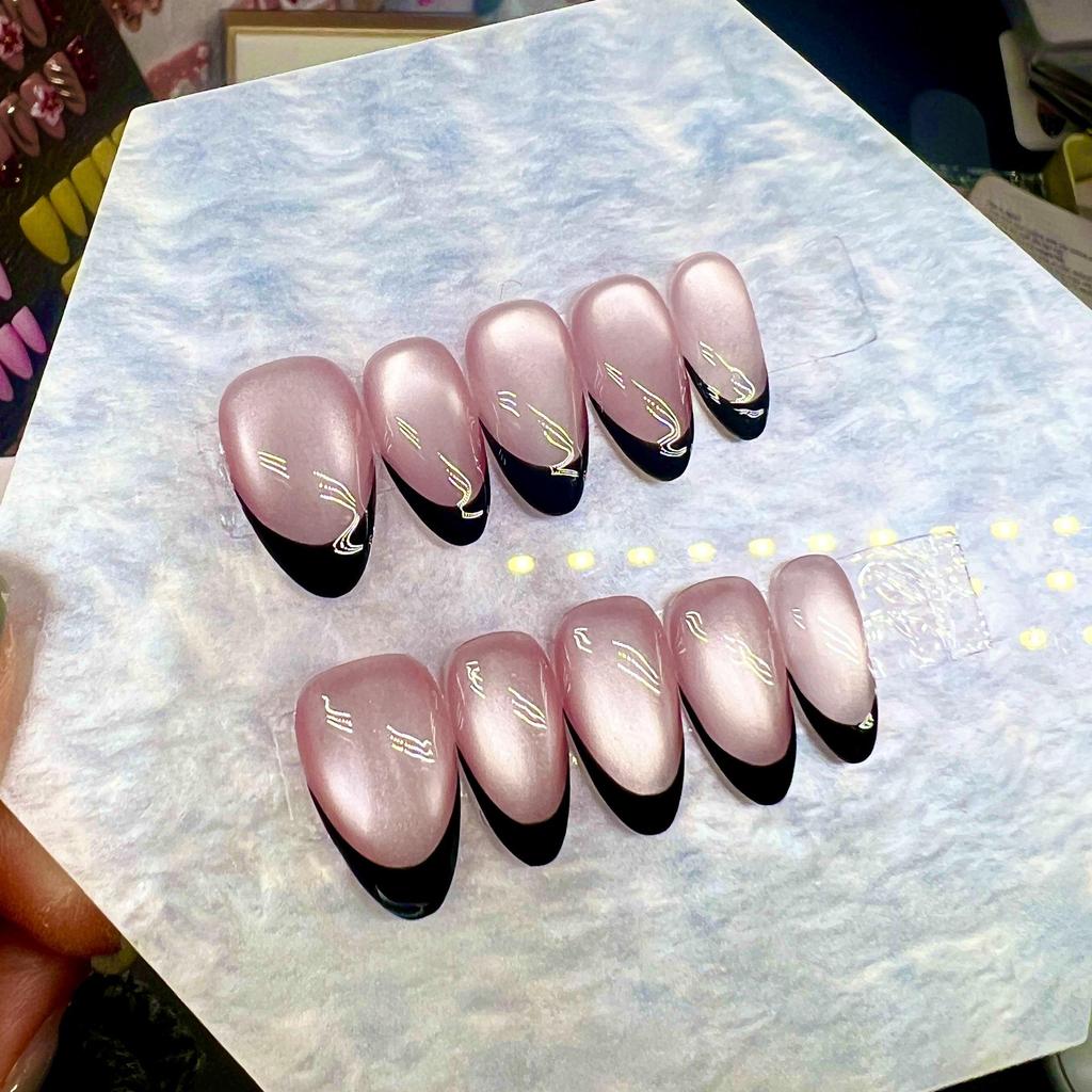 Cat Eye Solid Color Handmade Wearable Nails - Women's Stylish Nail Tips