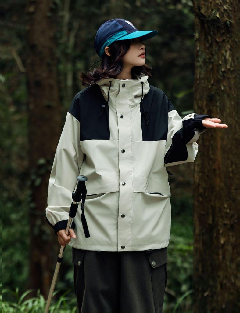 Trendy Color-Block Quick-Dry Five-Panel Waterproof Baseball Cap with Soft Flat Brim for Outdoor Sports and Sun Protection