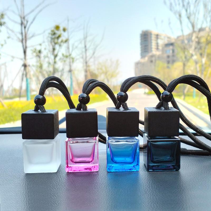 1Pcs Black Cover Square Glass Car Perfume Empty Bottle Pendant Car Mounted Perfume Pendant Fragrance Oil Diffuser Car Interior