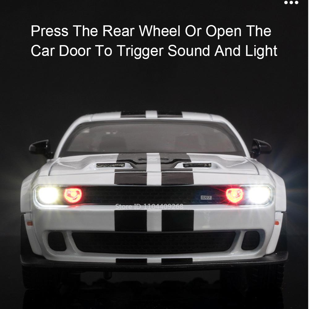 1:22 Challenger Srt Hellcat Honda NA1 Car Model Toy Sound Light Pull Back Shock Absorption Supercar Models Office Table Ornament