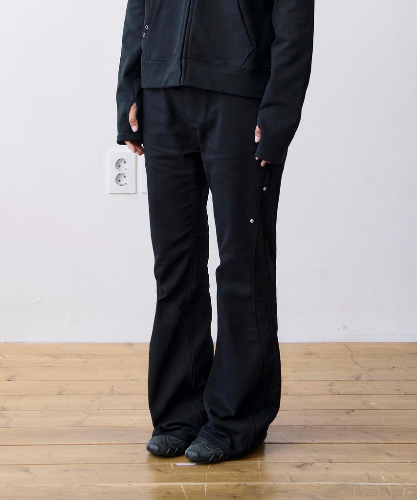 THE COLDEST MOMENT Tcm Flare Snap Pants (Black)