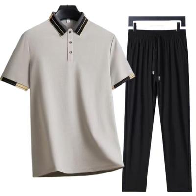 Partea de jos – Set pantaloni scurți și top