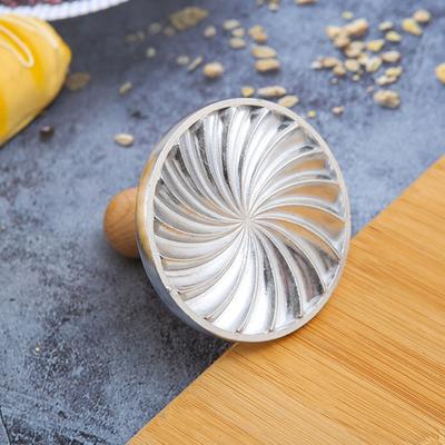 Cookie Embossing Die Round Metal Cookie Press Cutter Mold with Wooden Handle Biscuit Embossing Stamp Mold DIY Baking Tool