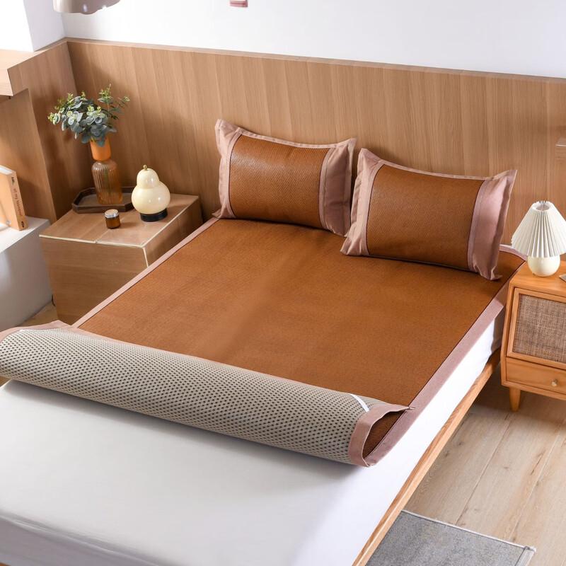 

Nu Feng Thickened Rattan & Ice Silk Cooling Mat