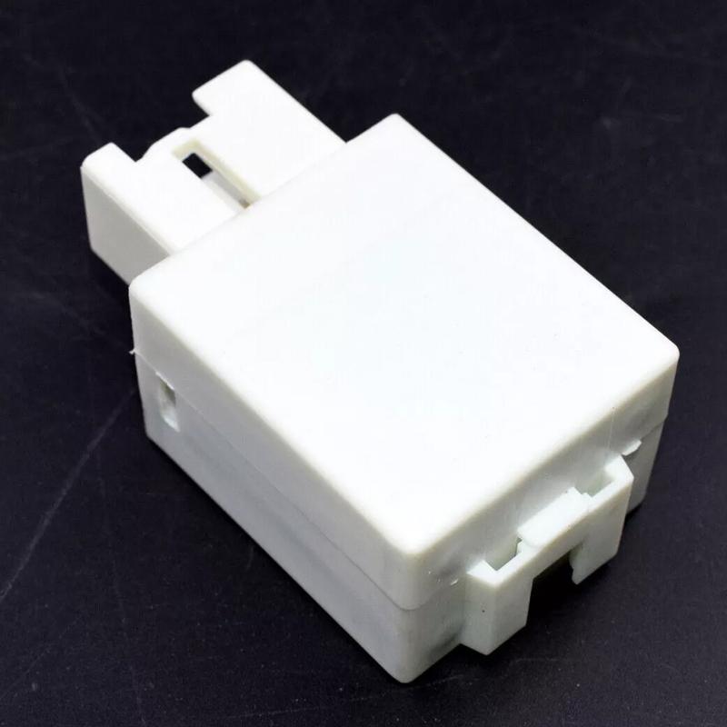 Hazard Warning Flasher Relay For Mazda 6 MPV GJ6A66830 GJ6A 66 830,3211-224-320 Relays 5