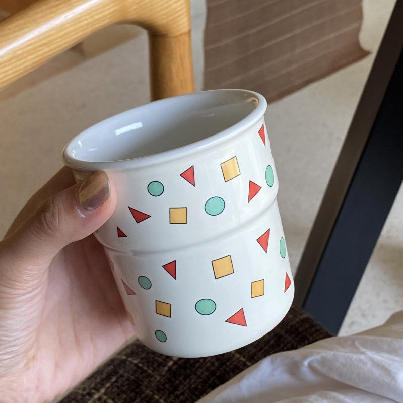 

Cute Crayon Xiaoxin Pajamas, The Same Cartoon Color Geometric Ceramic Water Cup, Coffee Cup, Couple 250ml