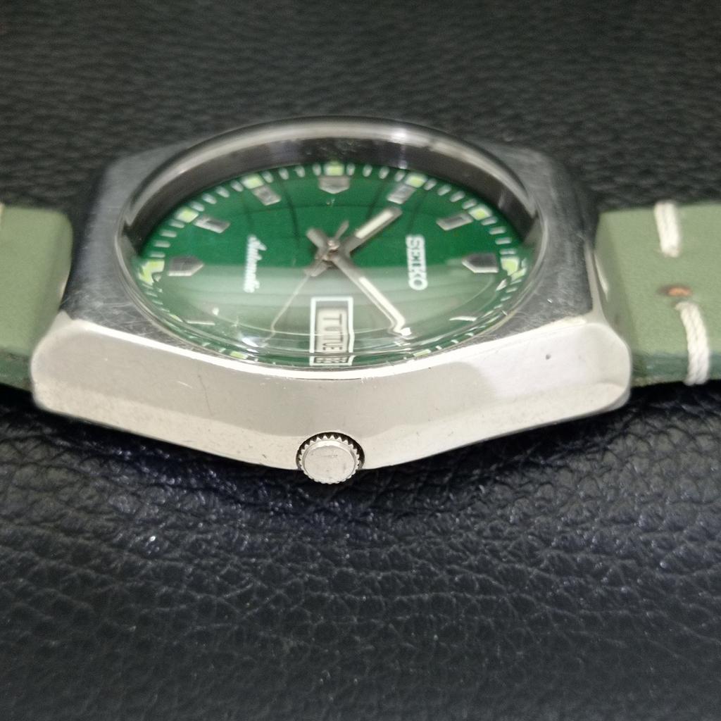 Seiko AUTOMATIC VINTAGE JAPAN 6309A MENS GREEN COLOR DIAL WATCH A701276-5 R206a-a701276