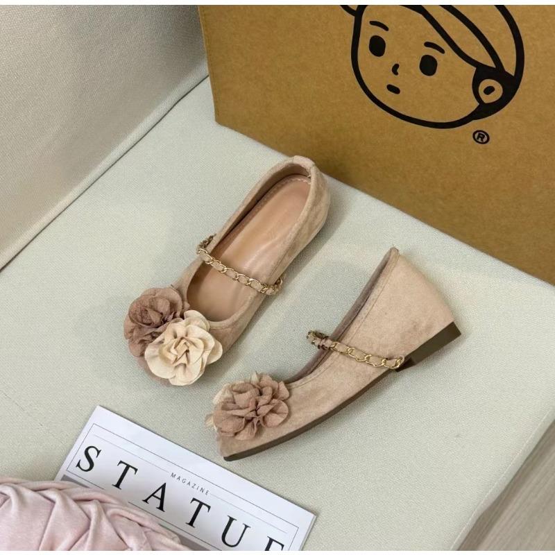 

Small inner height increase spring camellia suede women s shoes Mary Jane thick heel single shoes 33