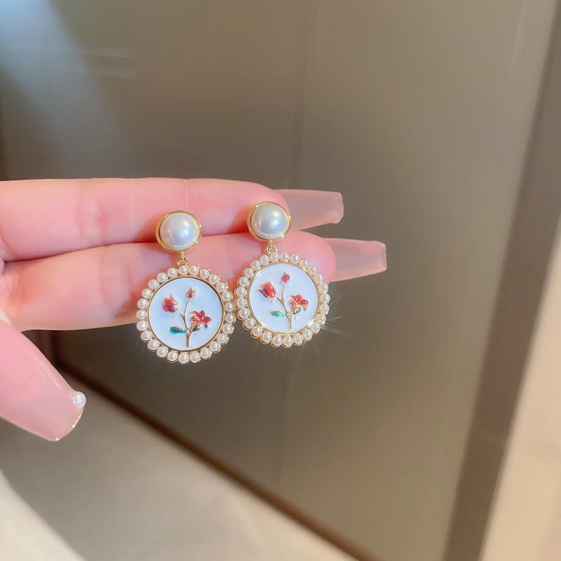 Love Geometric Earrings, Simple Flower Earrings, Fashionable Temperament Earrings, High-end Sense Earrings, Gifts