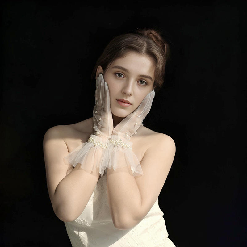 Women Elegant Pleated Edge Pearl Wedding Gloves Bridal Short Tulle Sheer Gloves Proms Costume Occasion Gloves