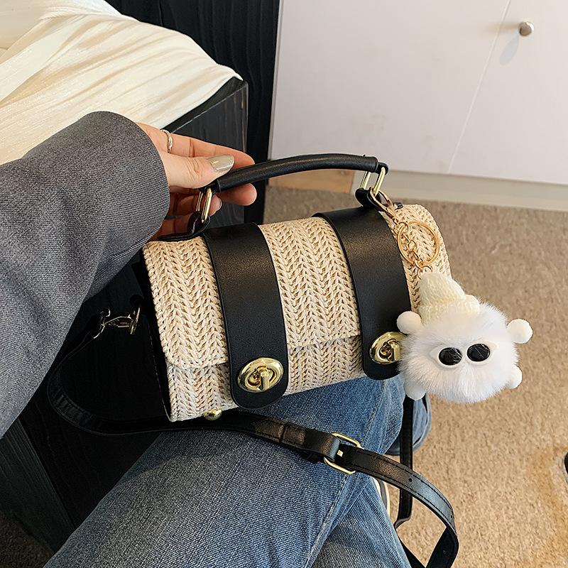 Соломенная сумка женская 2025 новая мода популярная пляжная отпускная сумка-тоут плечевая сумка-мессенджер маленькая квадратная сумка