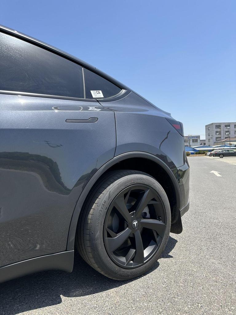Tesla Model Y Wheel Hub Protective Cover Ring - Full Coverage, Fits Refreshed Version