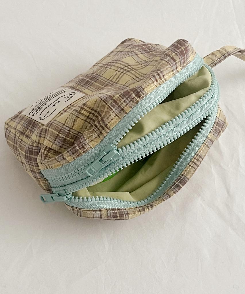Nuaname Dual Zipper Checkered Pouch François