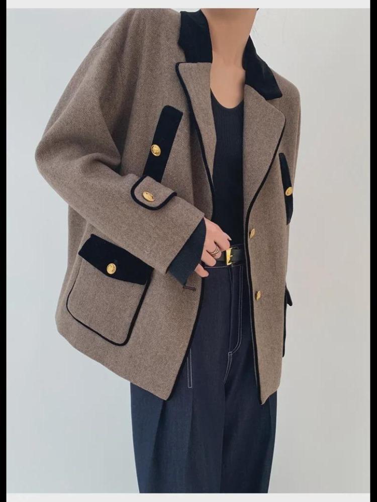Autumn Winter Fashion Womens Woolen Twill Velvet Jacket Coat with Contrast Stitching
