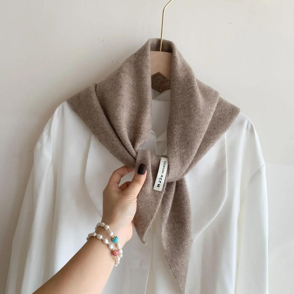 British Korean Triangle Scarf  Niche Wool  Triangular Scarf Women Headscarf Knitted Scarf Multi-functional Warm Knitted Scarf