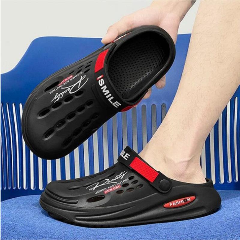 Summer Clogs Slippers Men Clogs Slippers Soft Sole Breathable Beach Slippers Men Home Slippers Outdoor Antiskid Slippers