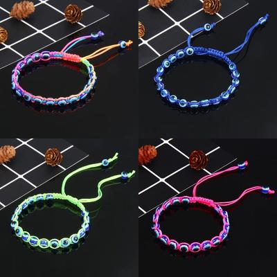 Armbanden – Gevlochten en gedraaide armbanden