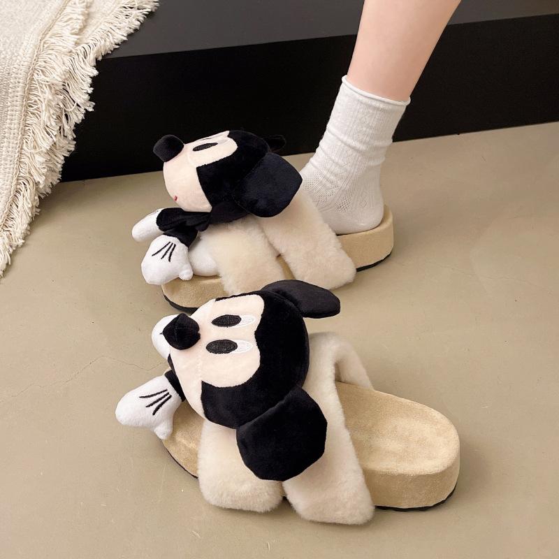 

Cartoon plush Mickey wool slippers women s outer wear 2025 autumn and winter new thick-soled one-pedal cotton slippers women s shoes 40