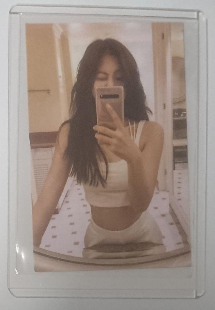 [USED] BLACKPINK/Jennie 2019 SUMMER DIARY IN HAWA