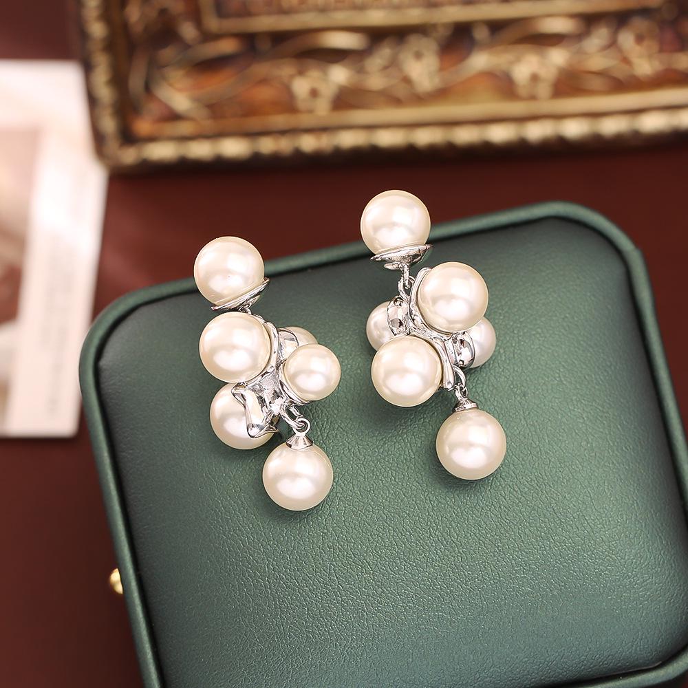 

Чжао Лусы Позволь мне сиять Серьги-подвески Xu Yan Luxe - Модные, Визуально сужающие лицо, Высококачественная мода.