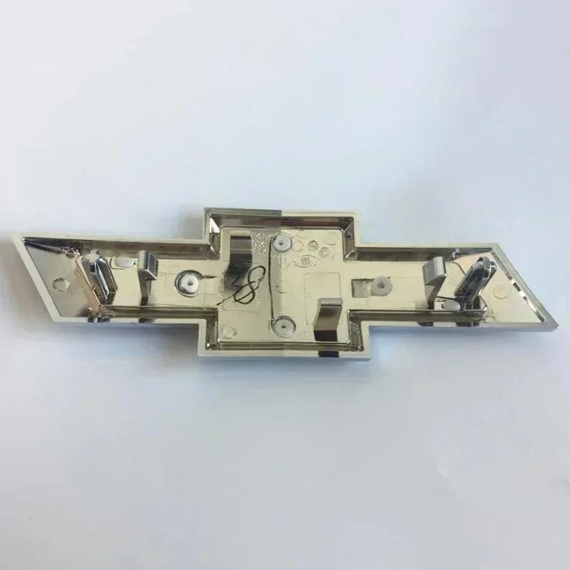 3D Car Front Head Bonnet Emblem Rear Trunk Badge Decals for Chevrolet Epica Captiva Cruze Spark Malibu Sail Camaro Accessories