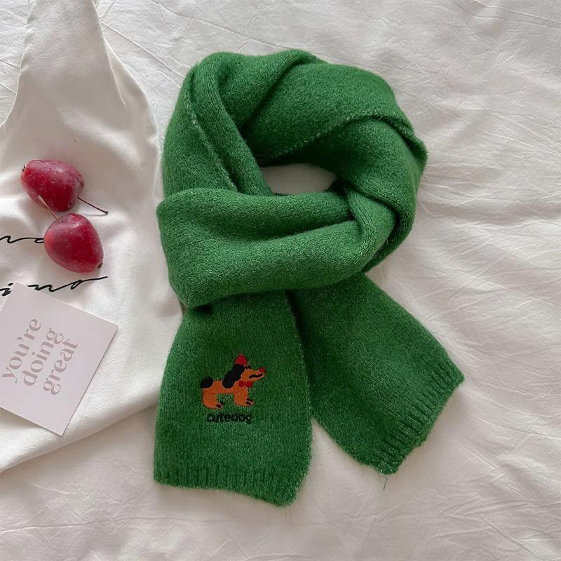2024 Neu Warmer und Vielseitiger College-Stil Gestrickter Niedlicher Kleiner Hund Bestickter Schal für Damen im Herbst und Winter