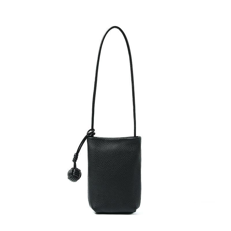 Hot-selling women's bags, high-end commuting versatile messenger bags, change bags, mobile phone bags, small bags, vertical leather mobile phone bags.