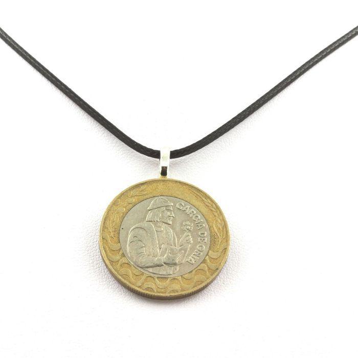 Pierres et Minéraux. Collier pièce de monnaie Portugal 200 escudos Cordon noir.